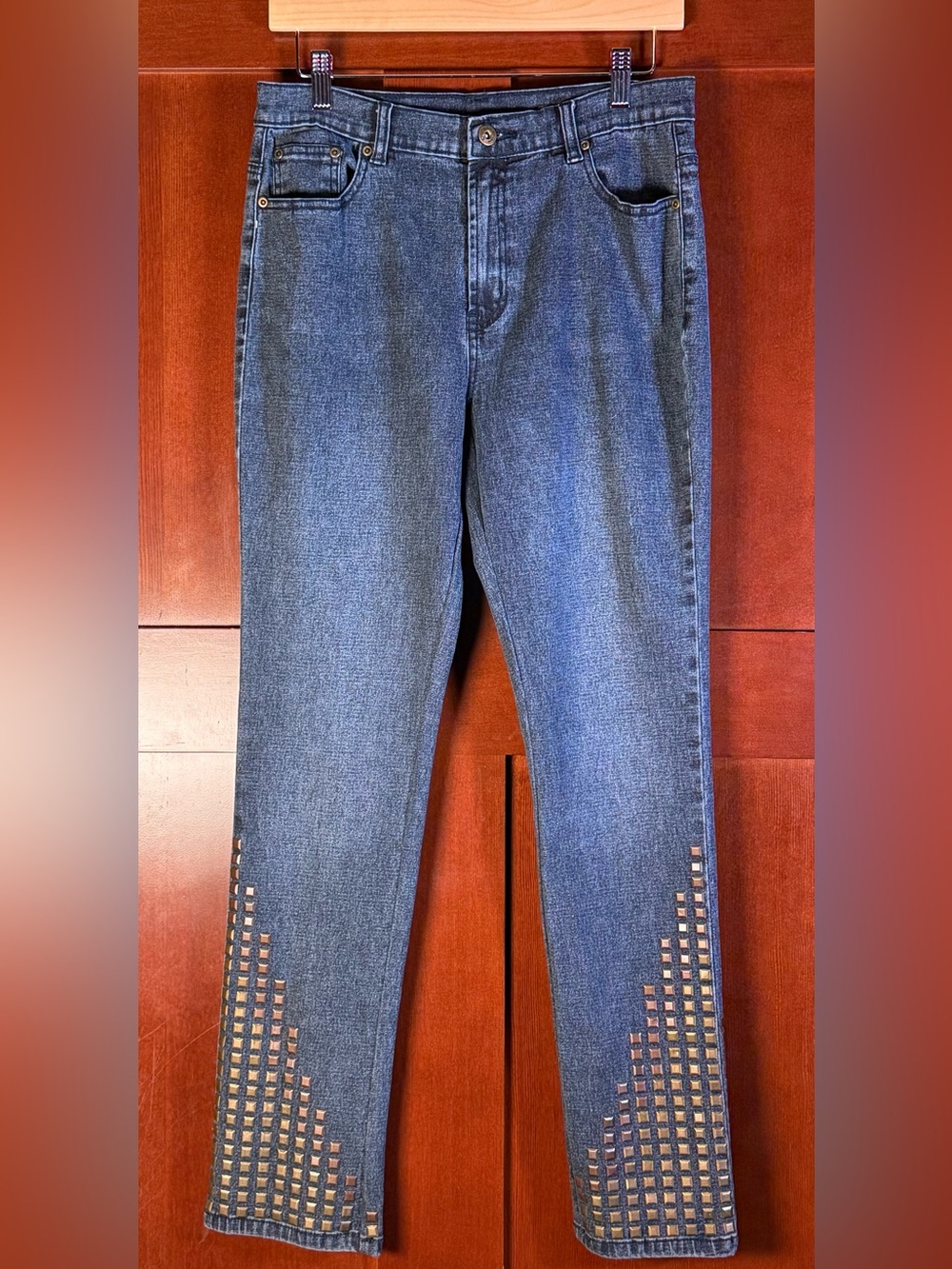 DG2 Diane Gilman Size 8 Studded Jeans Mixed Metal Slim Straight Leg